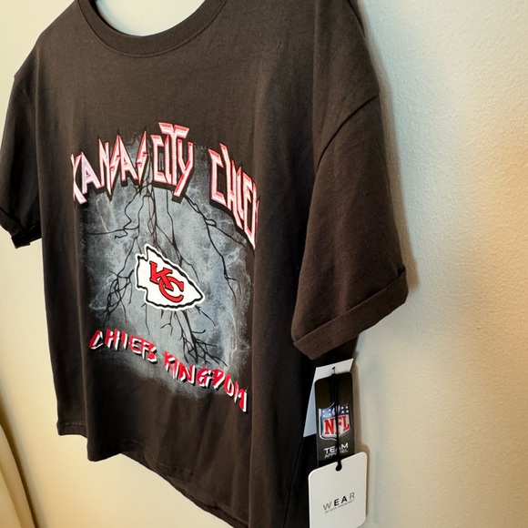NWT WEAR by Erin Andrews Chiefs women’s boyfriend tshirt - Picture 3 of 8